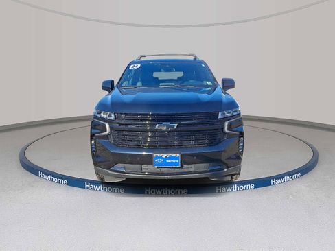 Used 2024 Chevrolet Suburban RST w/ Luxury Package image 2