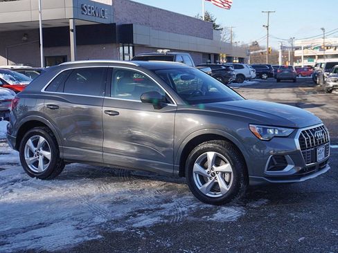 Used 2022 Audi Q3 2.0T Premium w/ Convenience Package image 61