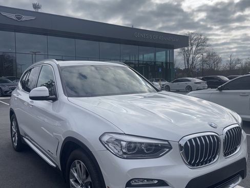 Used 2018 BMW X3 xDrive30i image 1