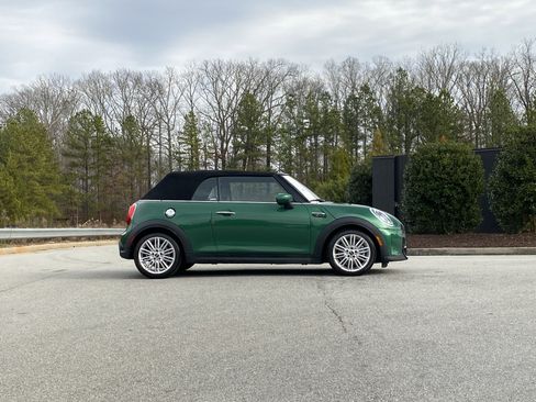 Certified 2024 MINI Cooper S image 38
