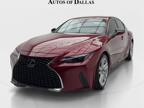 Used 2022 Lexus IS 300 w/ Accessory Package RWD image 4