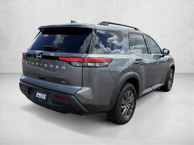 Used 2024 Nissan Pathfinder SV FWD image 5