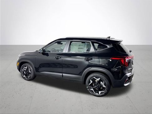 New 2026 Kia Seltos S image 8