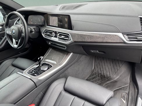 Used 2022 BMW X5 xDrive40i w/ Premium Package image 24