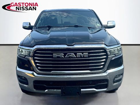 Used 2025 RAM 1500 Laramie AWD/4WD image 2