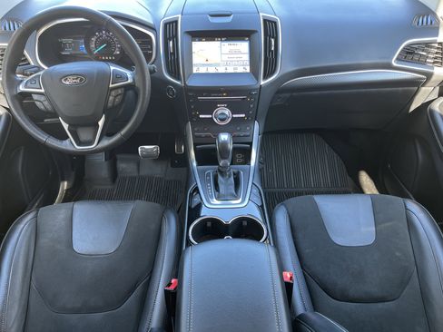 Used 2018 Ford Edge Sport w/ Equipment Group 401A image 3