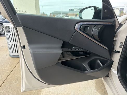 Used 2025 BMW X3 M50 w/ Premium Package image 19