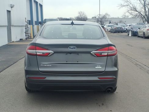 Used 2019 Ford Fusion SE image 5