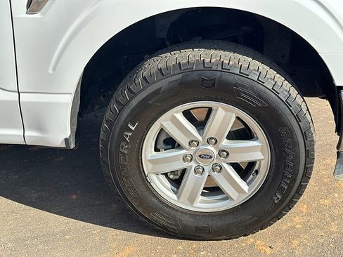 Used 2023 Ford F150 XLT w/ Trailer Tow Package image 12