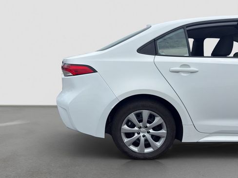Used 2024 Toyota Corolla LE FWD image 22
