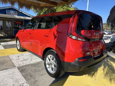 Used 2020 Kia Soul S FWD image 6
