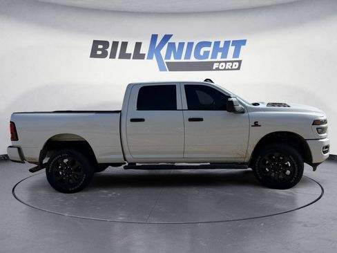 Used 2026 RAM 2500 Tradesman AWD/4WD image 6