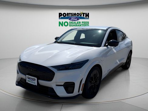 New 2025 Ford Mustang Mach-E GT w/ Interior Protection Package AWD/4WD image 17