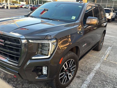 Used 2021 GMC Yukon AT4 w/ AT4 Premium Plus Package AWD/4WD image 2