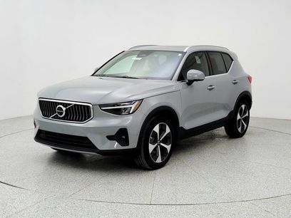 Certified 2025 Volvo XC40 B5 Plus