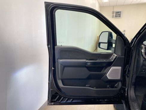 New 2026 Ford F350 Platinum image 16