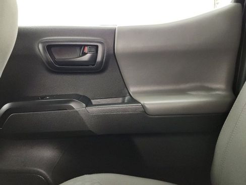 Certified 2022 Toyota Tacoma SR image 36