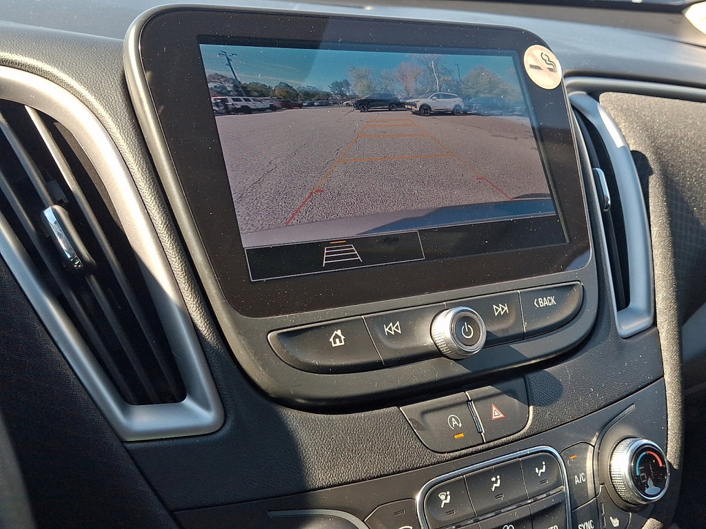 Used 2025 Chevrolet Malibu LT FWD image 31