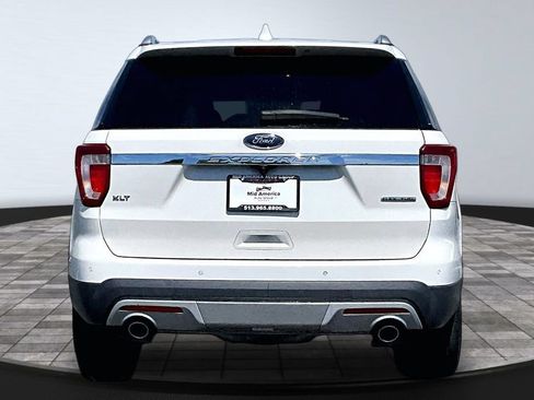 Used 2016 Ford Explorer XLT FWD image 4