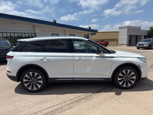 Used 2020 Lincoln Corsair Reserve w/ Equipment Group 201A AWD/4WD image 5