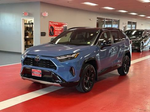 Used 2025 Toyota RAV4 XSE w/ Advanced Technology Package AWD/4WD image 7