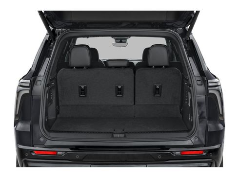New 2026 Chevrolet Traverse RS w/ LPO, Floor Liner Package AWD/4WD image 58