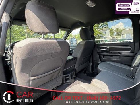 Used 2024 RAM 3500 Big Horn image 34