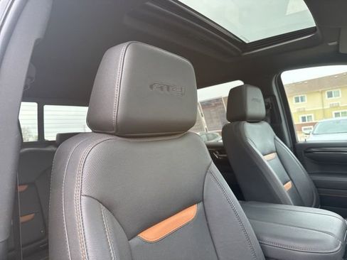 Used 2023 GMC Sierra 1500 AT4 w/ AT4 Preferred Package image 23