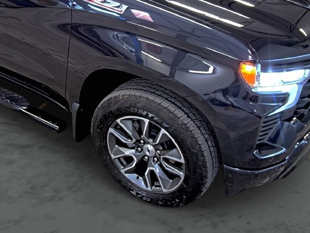Used 2023 Chevrolet Silverado 1500 RST AWD/4WD image 17