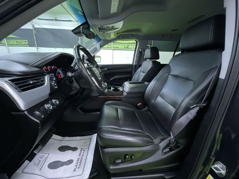 Used 2017 GMC Yukon XL SLT image 17