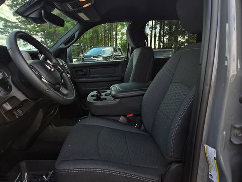 New 2026 RAM 2500 Tradesman AWD/4WD image 12