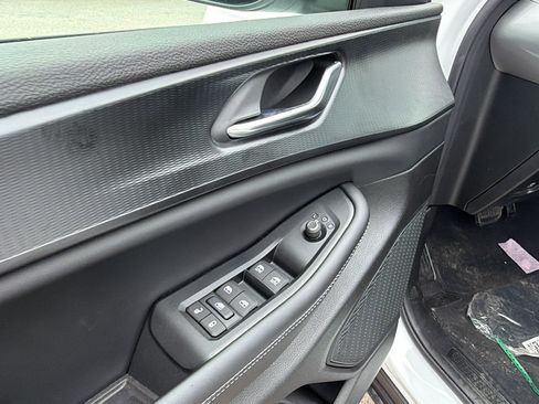 New 2026 Jeep Grand Cherokee Laredo RWD image 15