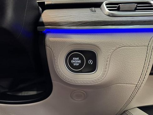Certified 2025 Mercedes-Benz GLS 450 4MATIC image 29