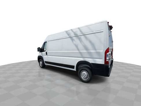 Used 2024 RAM ProMaster 2500 w/ Convenience Group FWD image 7