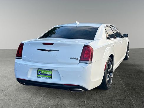 Used 2022 Chrysler 300 S image 7