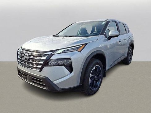 New 2025 Nissan Rogue SV image 2