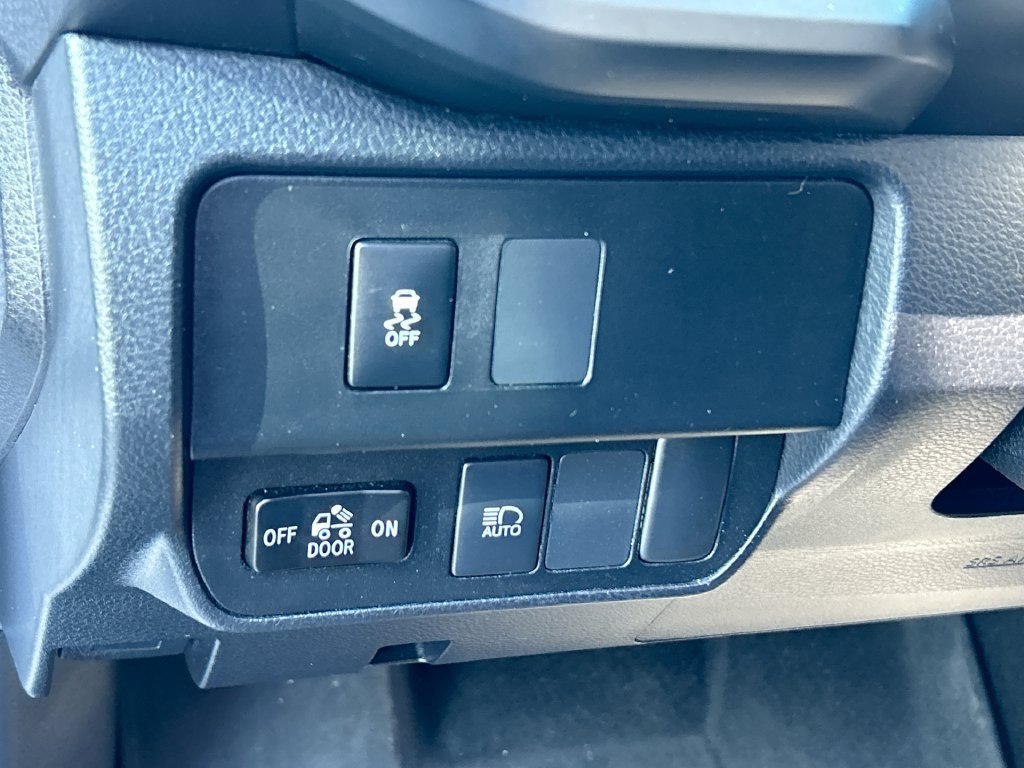 Used 2023 Toyota Tacoma SR AWD/4WD image 14