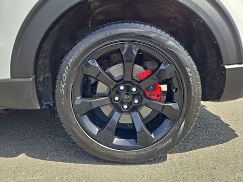 Used 2023 Ford Explorer ST w/ Equipment Group 401A image 10