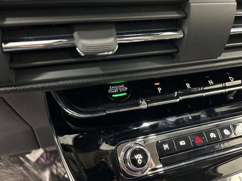 New 2026 Lincoln Corsair Reserve AWD/4WD image 17