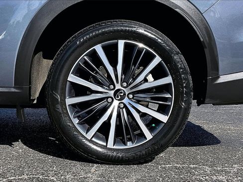 Used 2022 INFINITI QX60 Sensory image 37