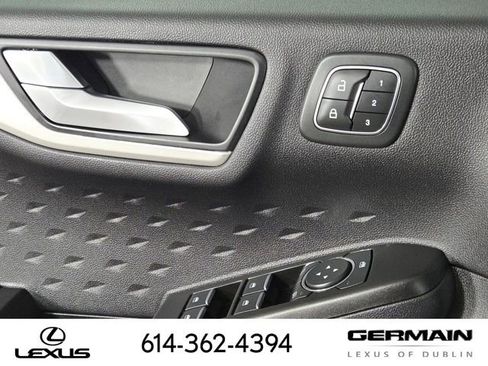 Used 2020 Ford Escape SEL image 28