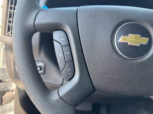 New 2025 Chevrolet Express 3500 w/ Power Convenience Package image 18