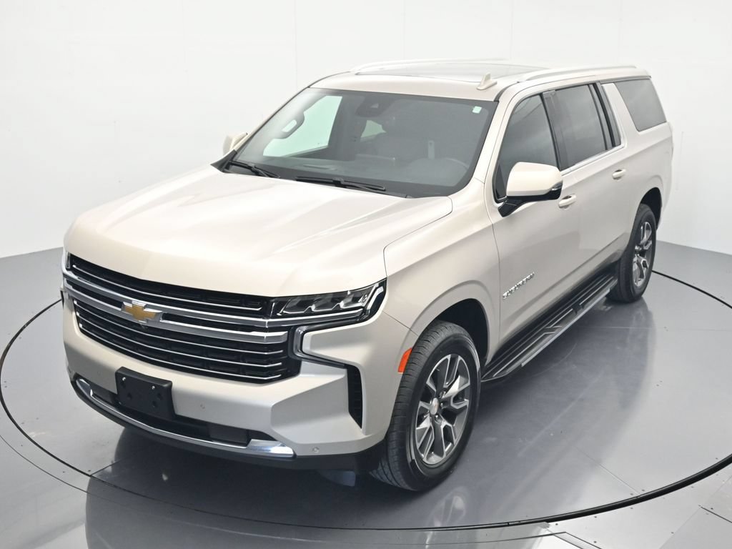 Certified 2024 Chevrolet Suburban LT w/ LT Signature Plus Package AWD/4WD image 32