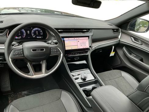 New 2026 Jeep Grand Cherokee L 4WD image 29