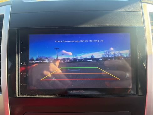 Used 2013 Nissan Frontier SV image 38