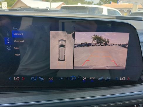 New 2025 Chevrolet Suburban Premier image 20