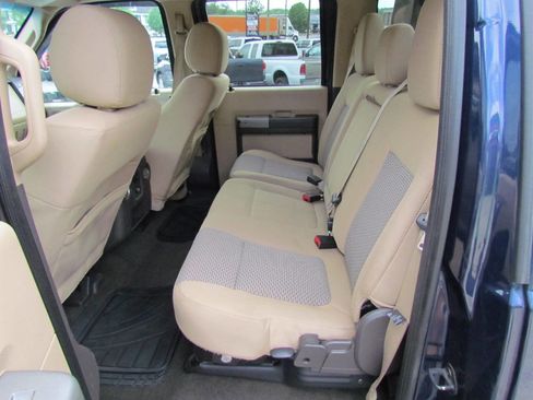 Used 2014 Ford F350 XLT w/ XLT Interior Package image 12