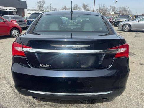 Used 2012 Chrysler 200 Limited w/ Sun/Sound Group image 4