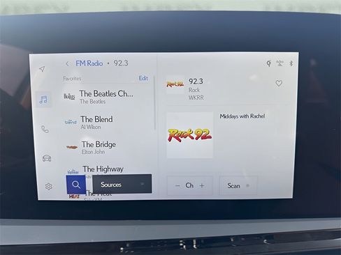 Used 2025 Lexus ES 350 w/ Premium Package image 19