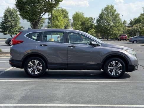 Used 2017 Honda CR-V LX image 8